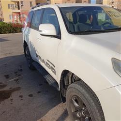 تۆیۆتا لاندكروزر پرادۆ